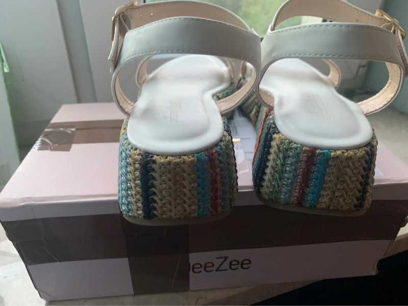 Nowe Primadonna Colection sandały białe roz 38
