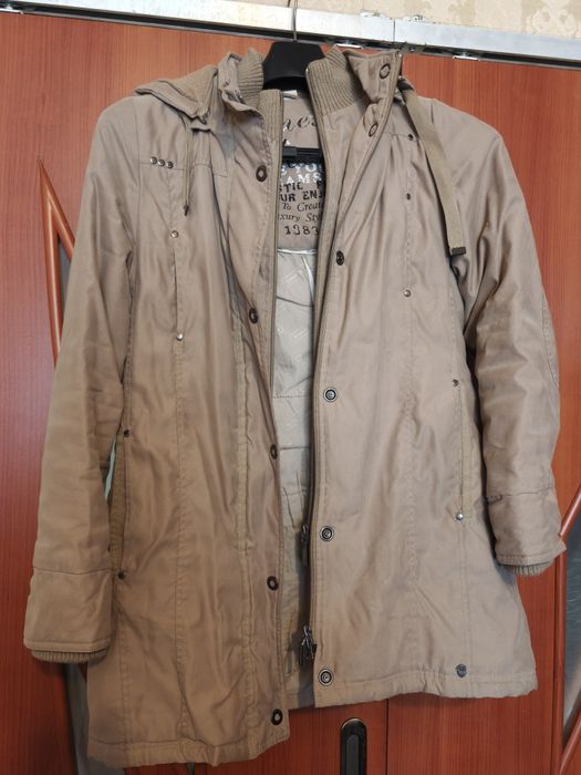 Продам курточкі на весну