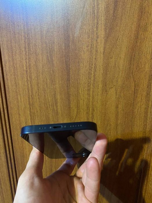 Продам айфон 12 64гб