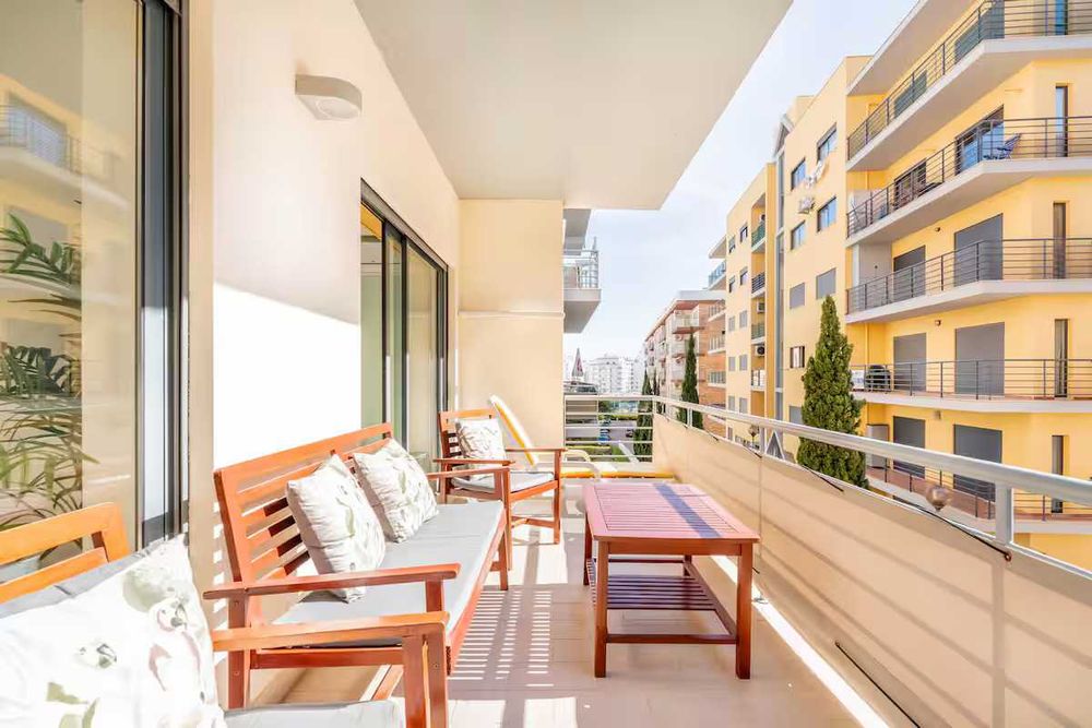 Apartamento T3 perto da Praia com Garagem