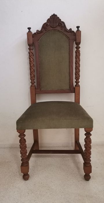 Cadeira de quarto em madeira maciça , tecido em veludo lavável, exempl