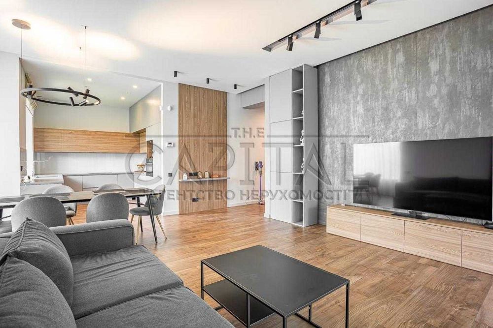 продаж будинку в Золоче  СРОЧНИЙ ПРОДАЖ!  ТОРГ!