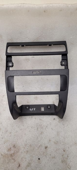 ramka konsoli pod klimatronic seat leon toledo 1m0863263