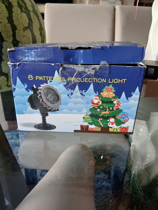 Projetor LED de Natal e Halloween com 12 Temas Novo