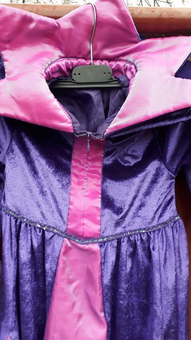 Disney sukienka 110/116