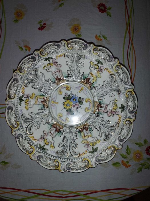 Fruteira em Relevo – Elpa Cerâmica Decorativa