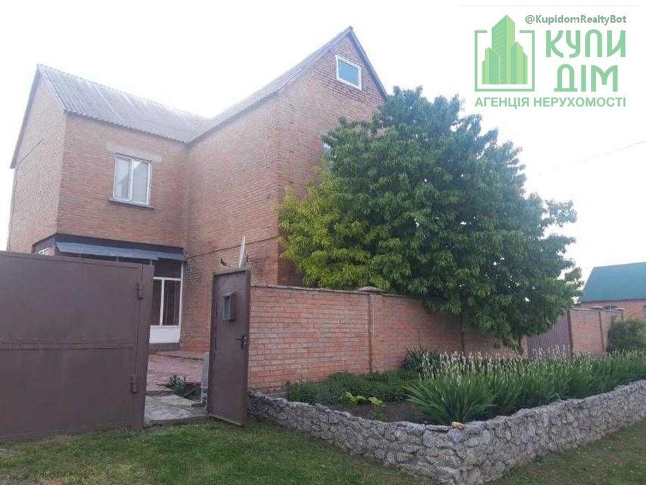 Продаж добротного будинку в Бережинці