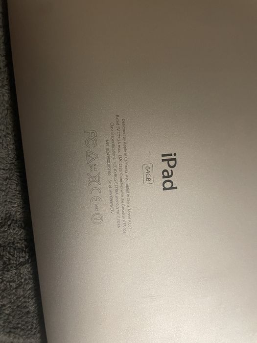 iPad 64gb Model A1337, чохол + зарядка