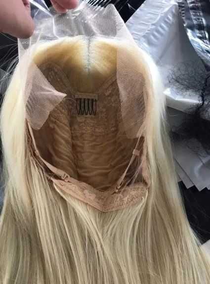 Peruka lace front platynowy blond 65 cm