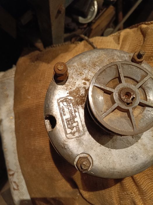 Двигун від пральної машини