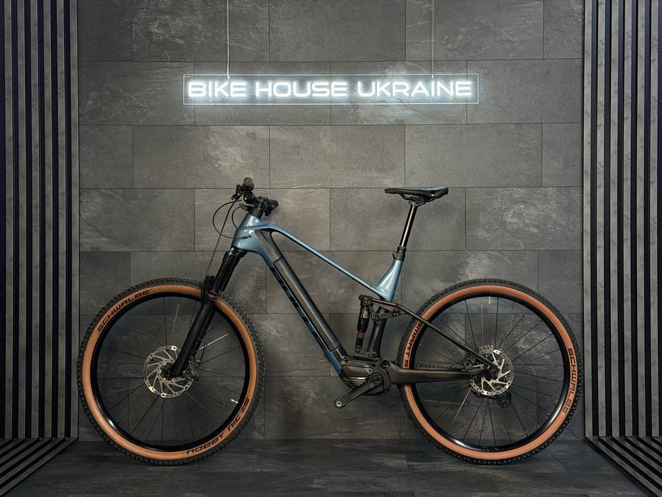 Bulls Sonic Evo Am SL 2 двопідвісний карбоновий електровелосипед