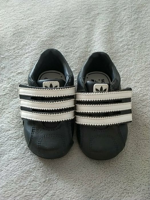 Кросівки Adidas фірмові