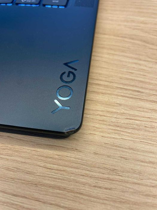 Lenovo Yoga Slim 7 14Q8X9 - Type 83ED