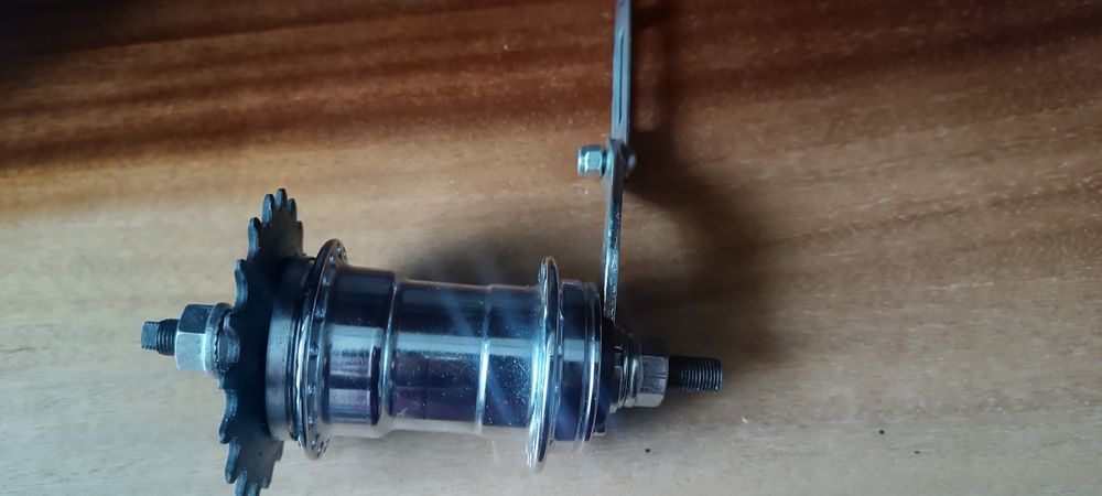 Продам задние втулки 290грн пятерик 100
