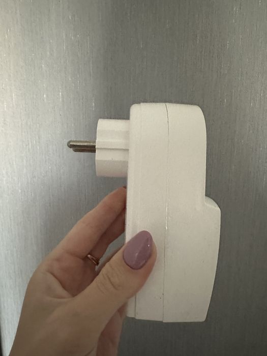 Реле захисту реле напруги напряжение майже новий