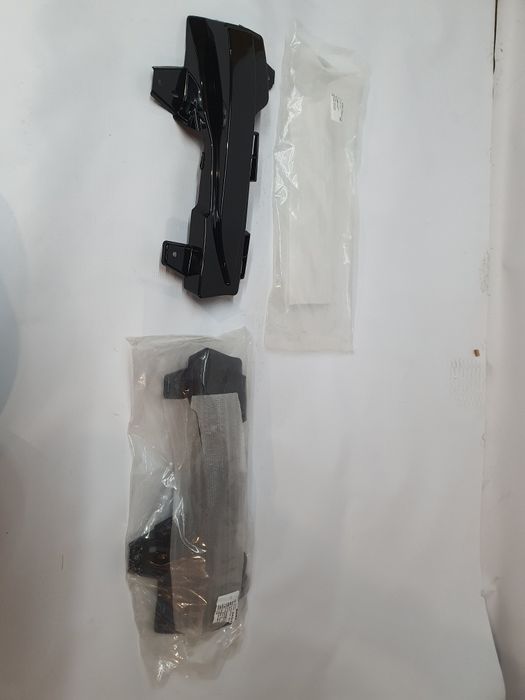 Tesla model 3 /Y заглушки в бампер, заглушки ПТФ 1490023-00-A