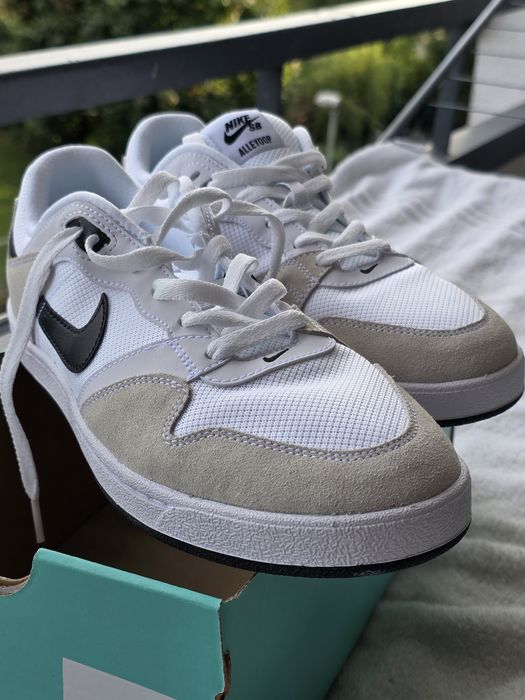 Nowe Nike SB Alleyoop White/Black