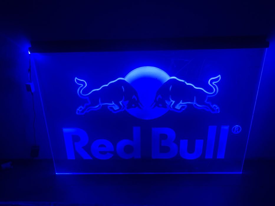 Anúncio luminoso REDBULL