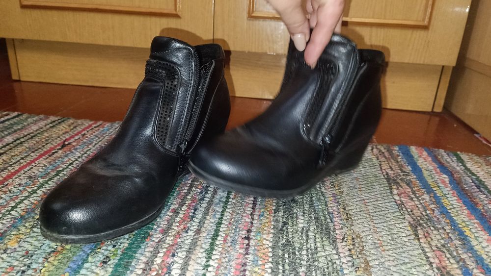 Жіночі ботіночки