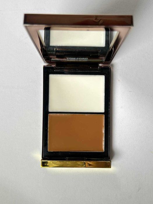 Контуринг Tom Ford Shade And Illuminate Contour Duo