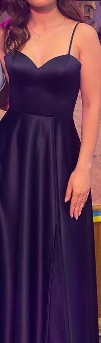 Випускне (вечірнє) плаття