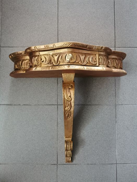 Misula em madeira grande