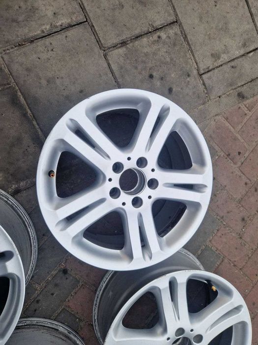 диски легкосплавні Mercedes 8Jx17 5x112 ET38 А211 401 36 02