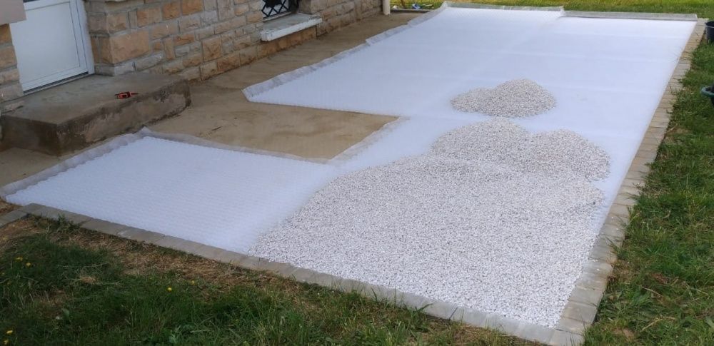 Placas Permeáveis com geotêxtil incorporado