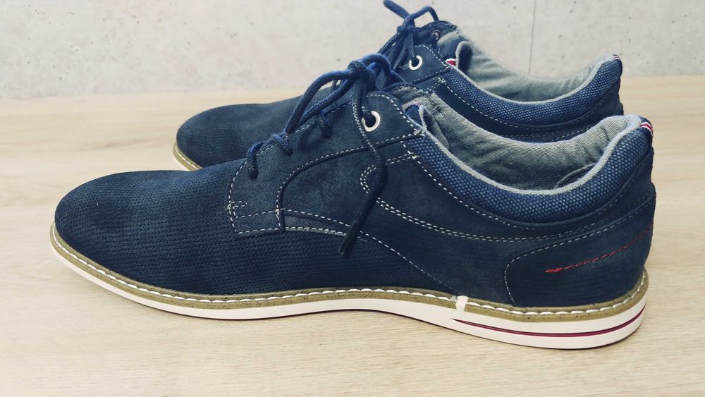 Mustang półbuty 45 granatowe męskie