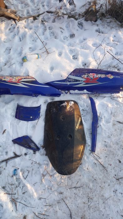 Запчасти пластик для скутера мопеда