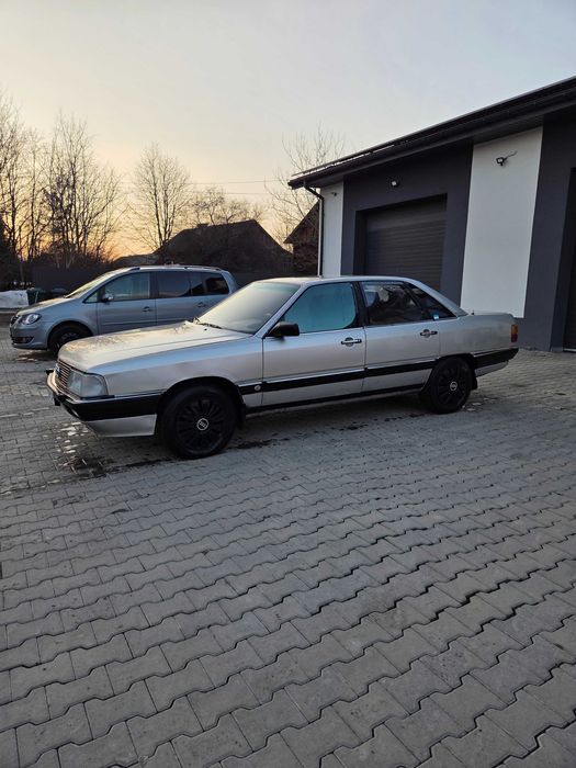 продам audi 200 c3 2.2 газ\бенз (не audi 100)