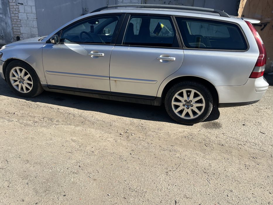 Volvo v50 2005 2.0d механіка