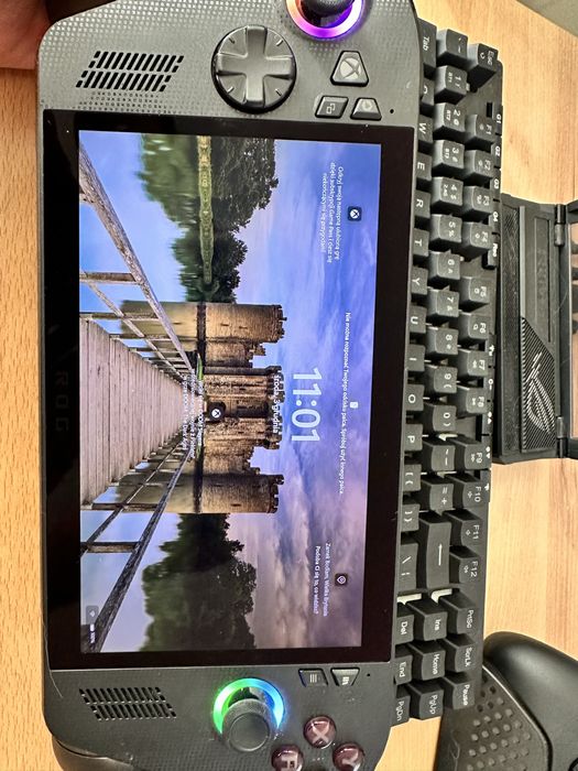 Asus Rog Xbox Ally X + ROG Bulwark Dock 2025 DG300 + Akcesoria