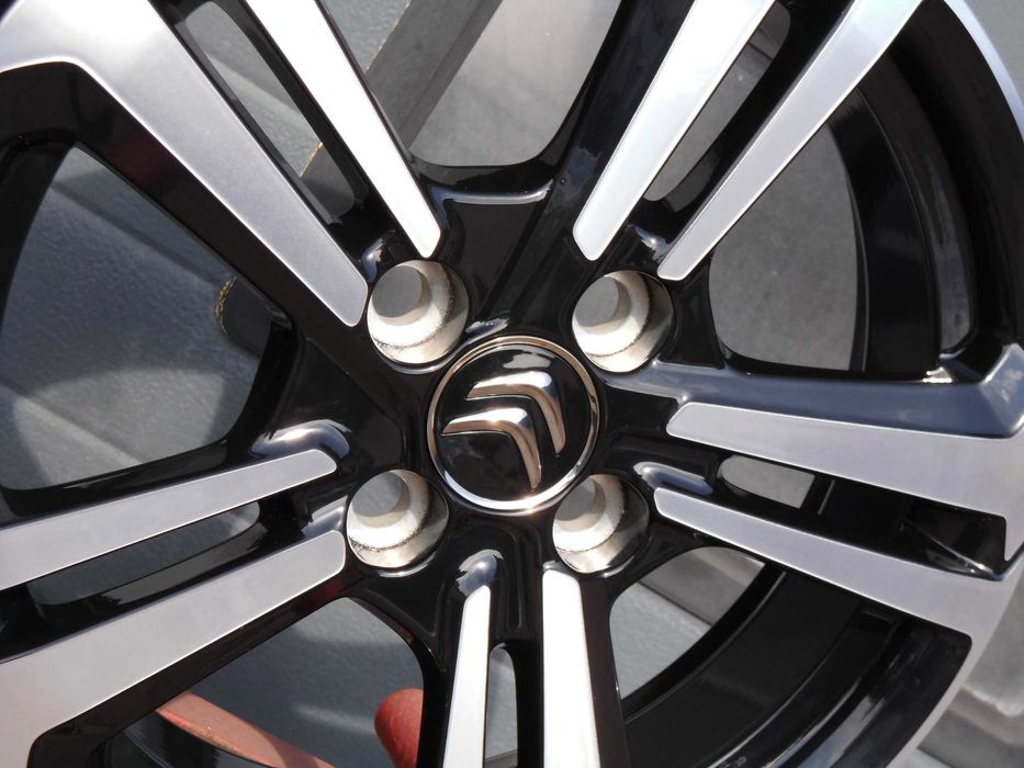 Felgi aluminiowe 15 4x100 Oryg Citroen C1 14-22r Toyota Aygo