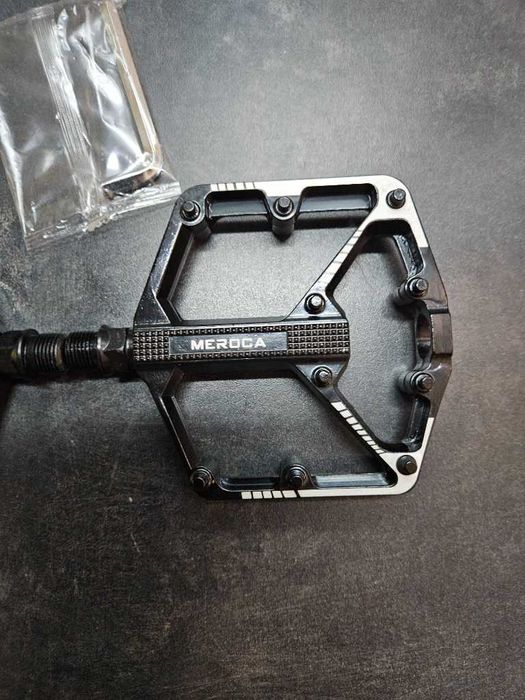 Aluminiowe pedały platformowe MTB MEROCA – nowe, solidne i lekkie