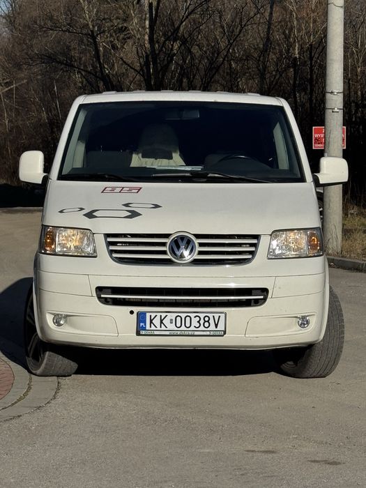 Caravelle w bardzo dobry stanie! 2.5 tdi 9 osobowy.