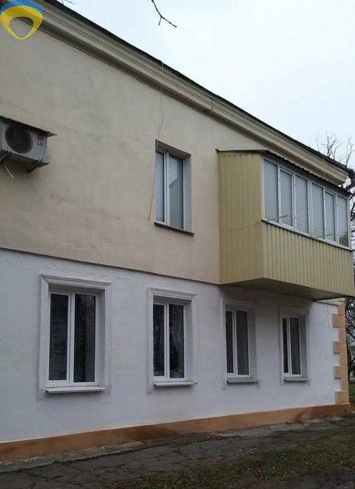 Продаю двокімнатну квартиру у Центрі, по вул. Бедзая. Автономне опалення. Сертифікат