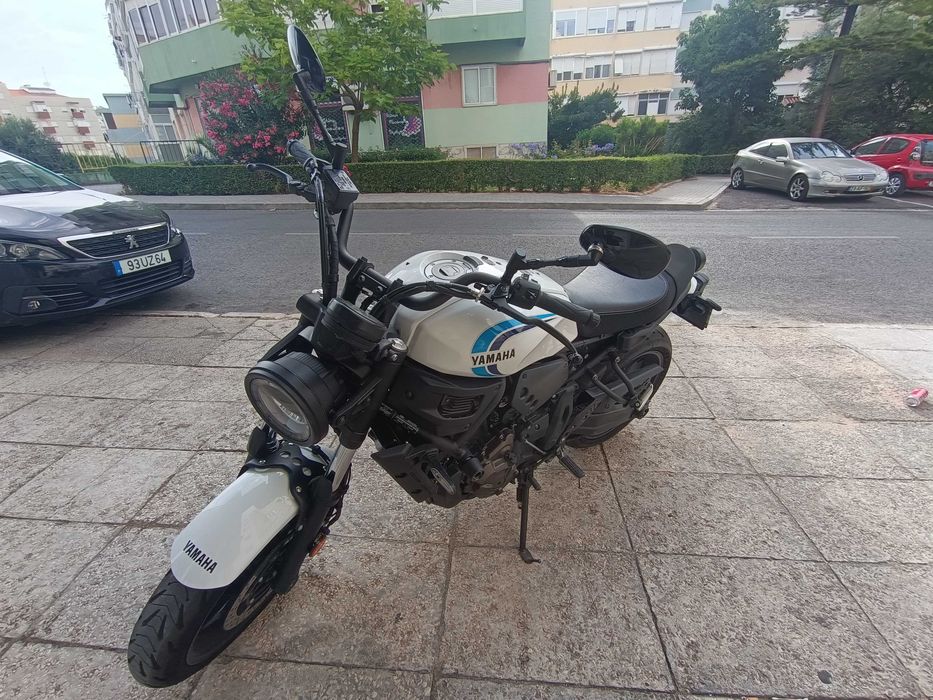 Yamaha XSR700 Historical White – 06/2023 – 14.000 km