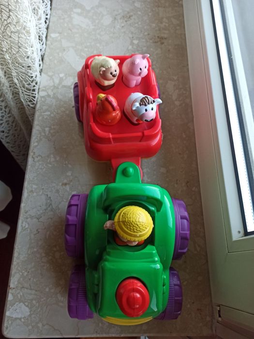 Zabawka , grający , wydający , dzwięki , zwierząt , traktor z przyczep