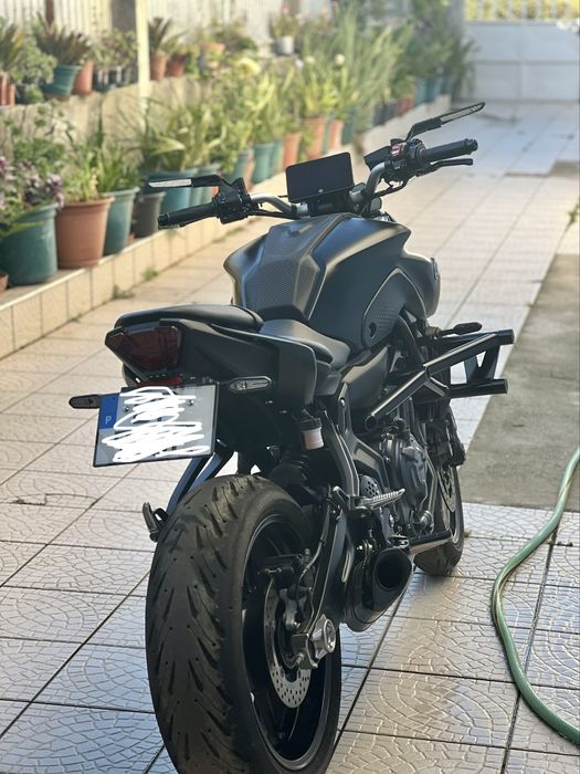 Yamaha MT-07 | 2024 | 5.000 km | Akrapovic Carbon | Full Power