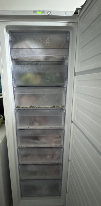 arca vertical no frost