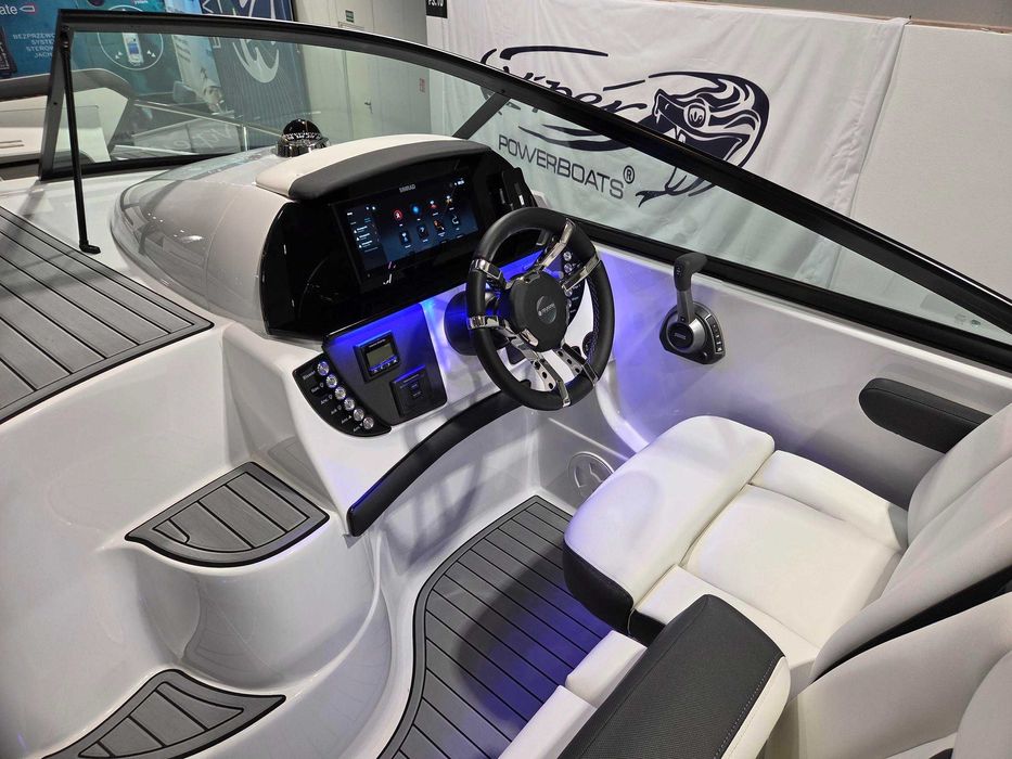 jacht motorowy VIPER 263SY CRUISER Nowy model - Premiera Wrzesień 2025