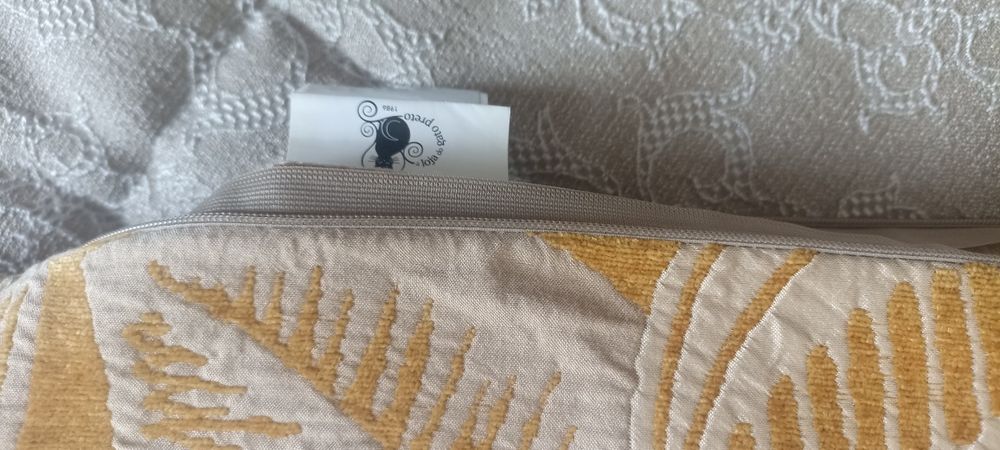 3 almofadas. Preço conjunto