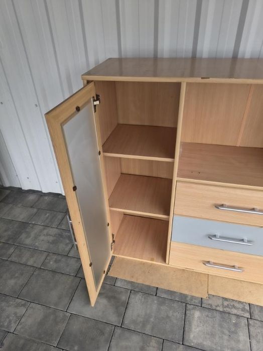 Komoda z szufladami