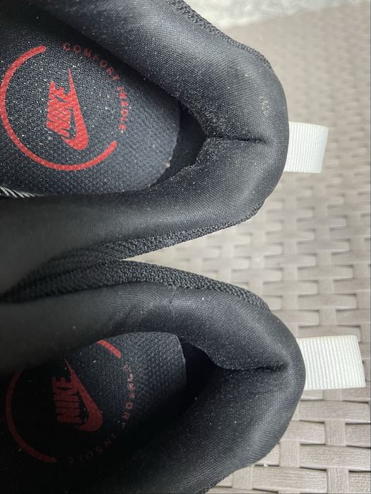 Nike Monarch кроссовки 41 размер спортивные кожаные белые