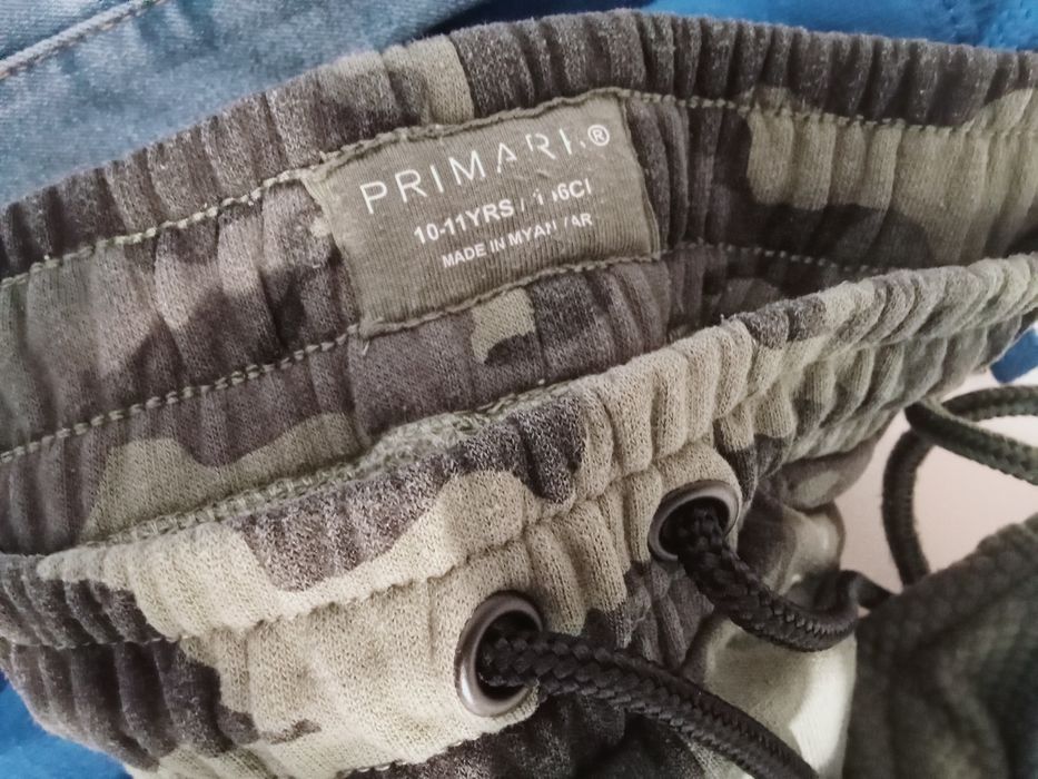 Calças 11/12 em om estado