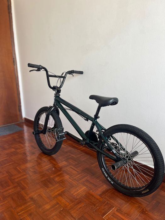 Bicicleta BMX ….