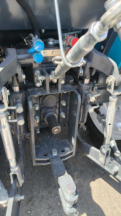 Трактор Булат 504 дашок BULAT TE504R з  дашком реверс примусова навіска рівна підлога бокова кпп