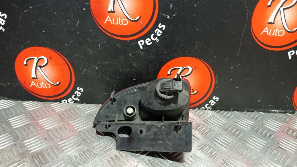 Refletor Do Para Choques Trás T.D Renault Espace Iv (Jk0/1_)