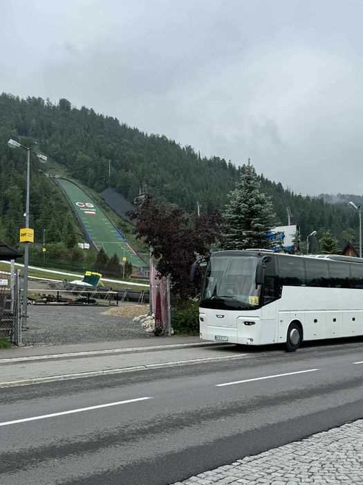 Przewóz Osób/ wynajem autokarów "Zubi Tour"- Łukasz Zub